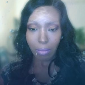 Meet your Posher, Lakeisha